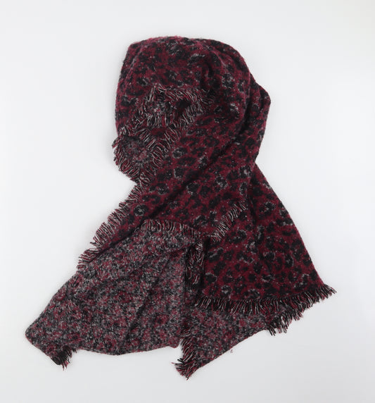 Front view of Preworn women’s purple knit scarf