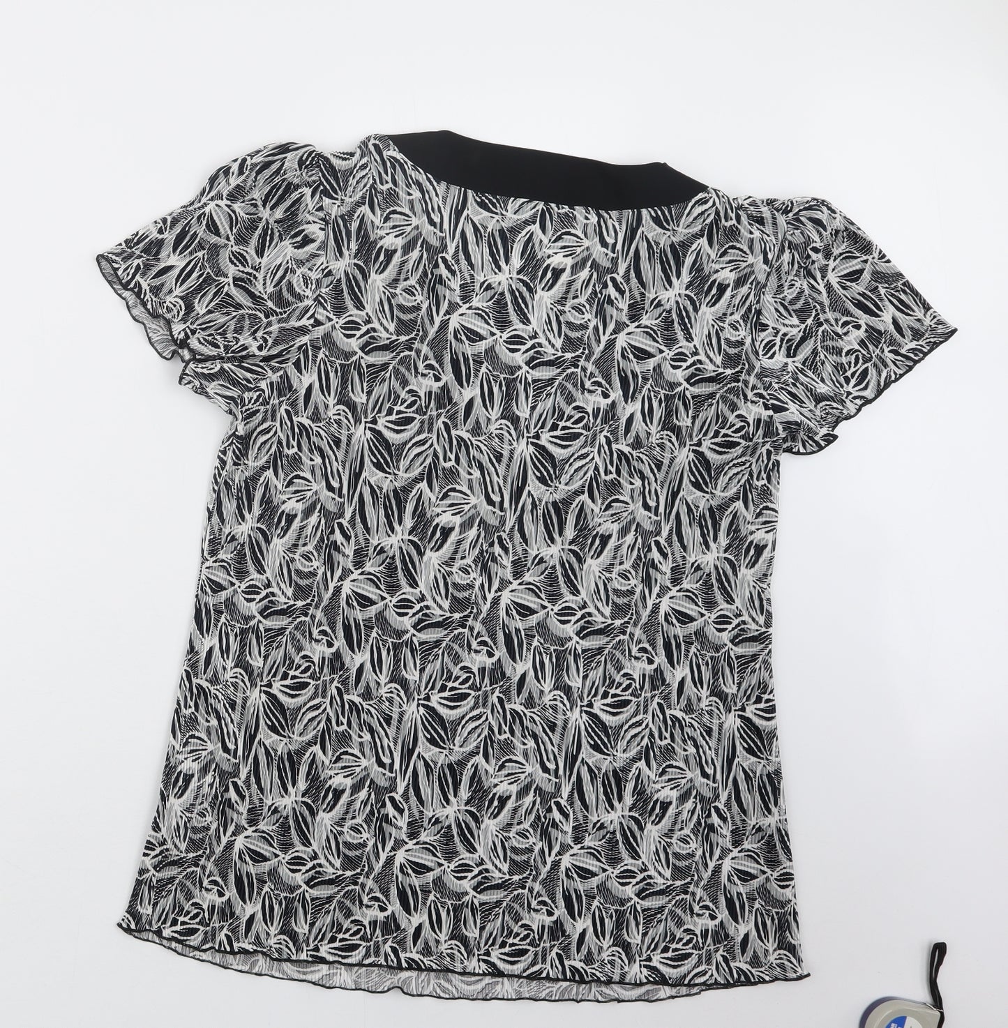 BM Womens Black Geometric  Basic Blouse Size M