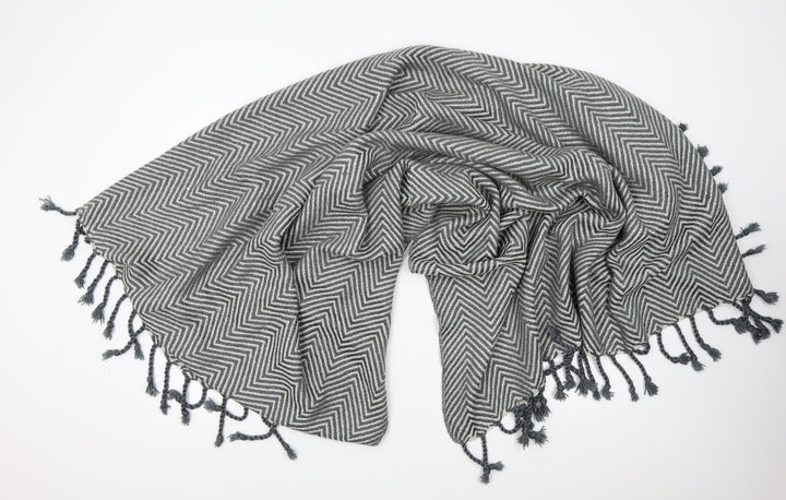 Colours Womens Grey Geometric Shawl/Wrap