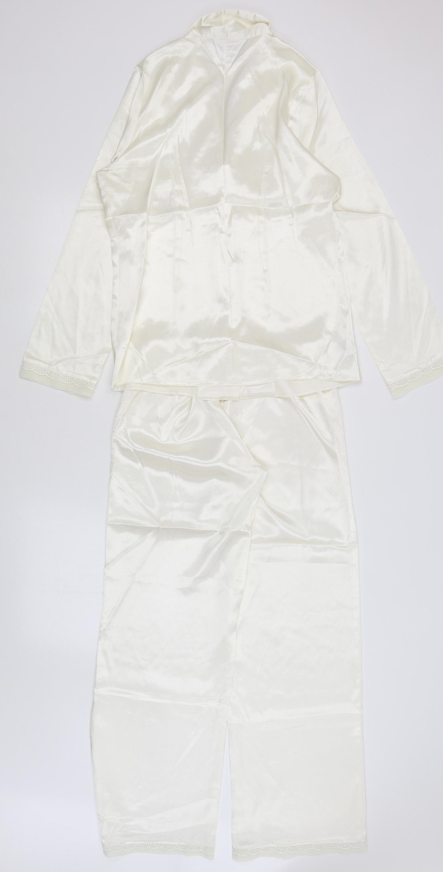 Presence Womens Ivory Solid  Top Pyjama Set Size 8