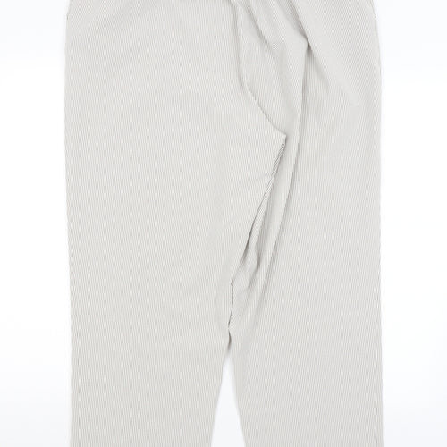 BM Womens Grey Striped  Trousers  Size 18 L27 in