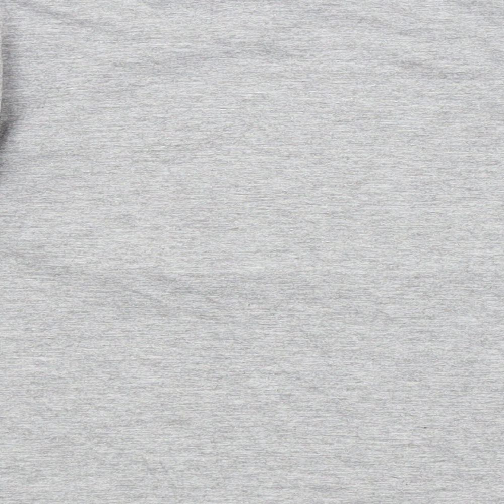TU Boys Grey   Basic T-Shirt Size 5-6 Years