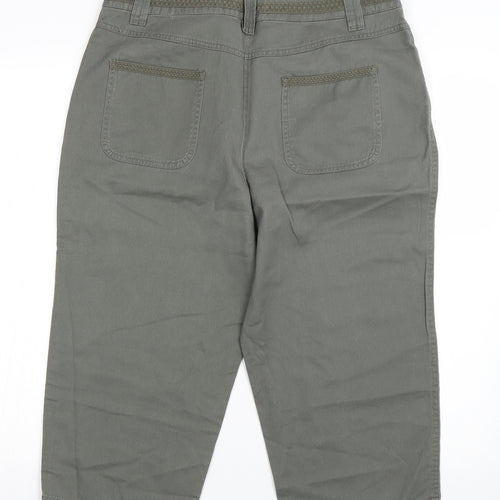 BM Womens Green   Bermuda Shorts Size 14