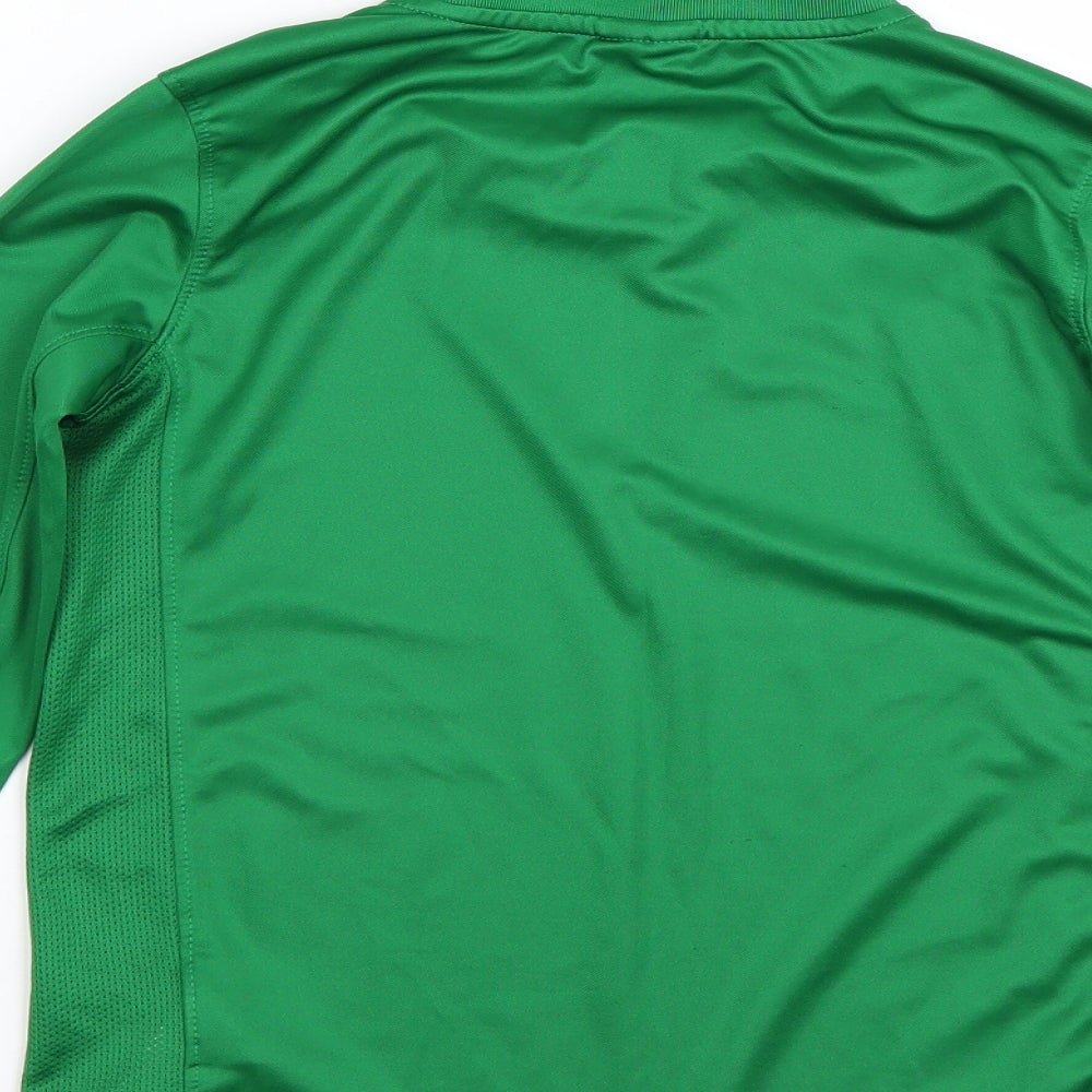 Nike Boys Green   Basic T-Shirt Size 8-9 Years
