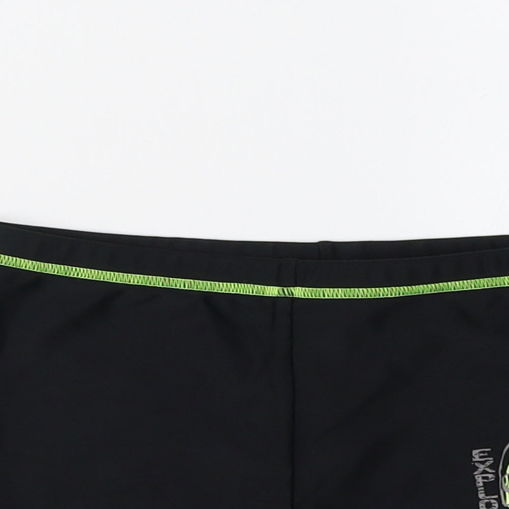 F&F Boys Black   Compression Shorts Size 5-6 Years