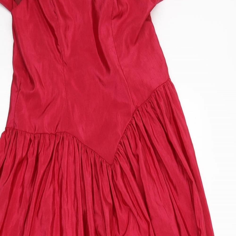 Preworn Womens Red   Ball Gown  Size 18
