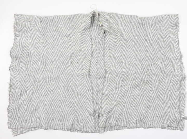 DAKINI Womens Grey Striped Knit Shawl/Wrap