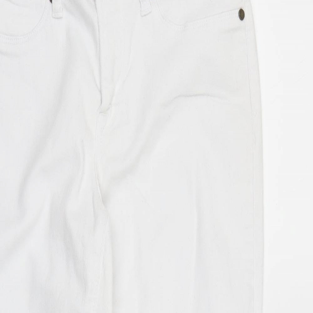 Max Jeans Womens White  Denim Capri Jeans Size 4 L23 in