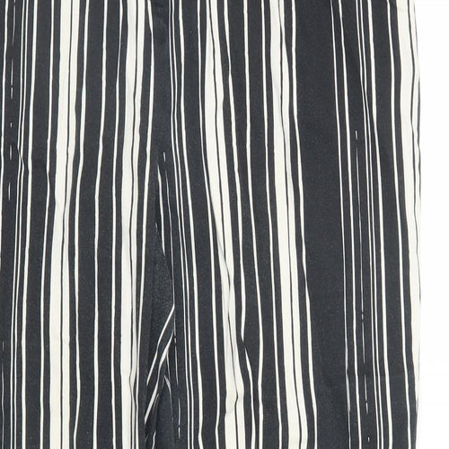 Peacocks Womens Black Striped  Capri Trousers Size 16 L27 in