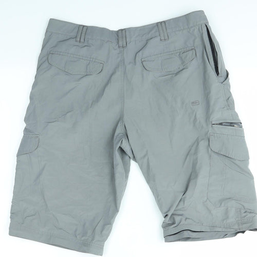 Blue Harbour Mens Grey   Cargo Shorts Size 36 in