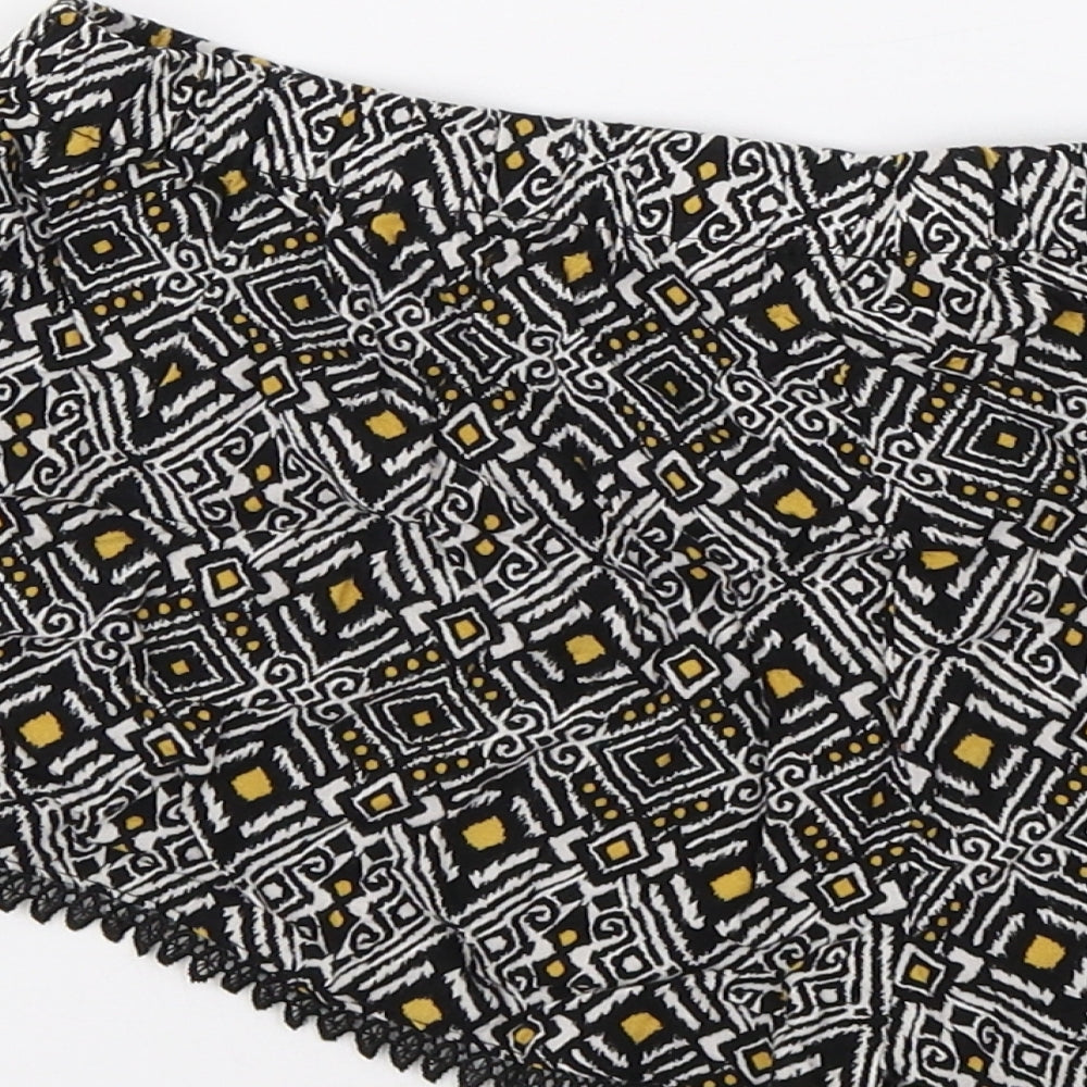 Primark Womens Black Geometric  Bermuda Shorts Size 10