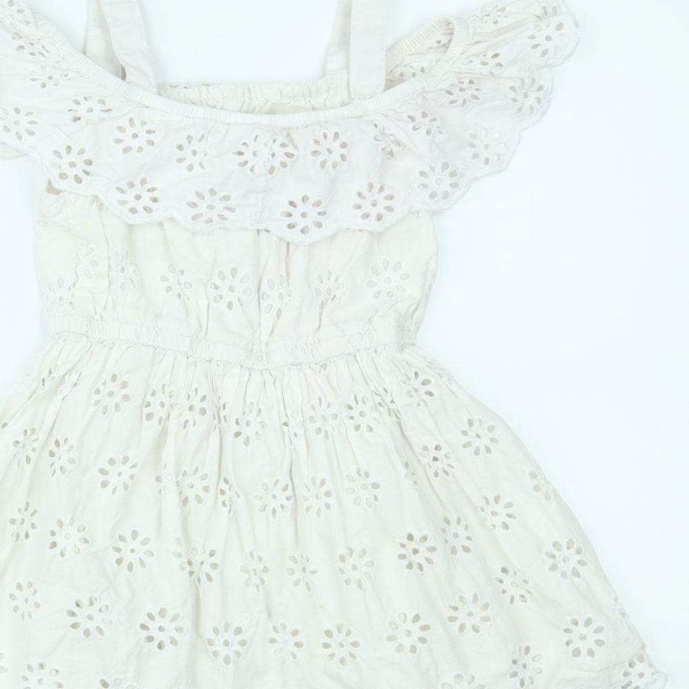 Primark Girls White   Fit & Flare  Size 5-6 Years