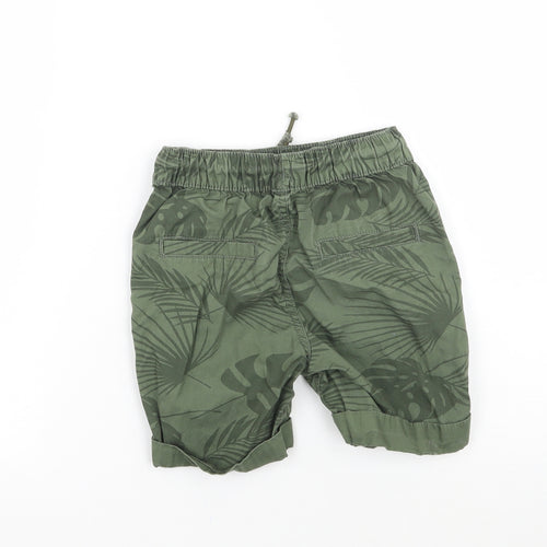 Nutmeg Boys Green Floral  Bermuda Shorts Size 3-4 Years