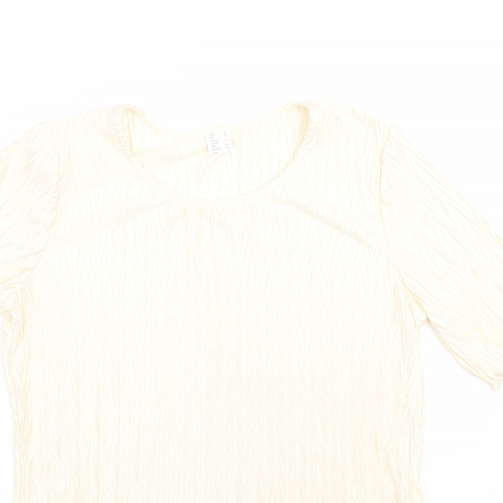 Preworn Womens Ivory   Basic T-Shirt Size 12