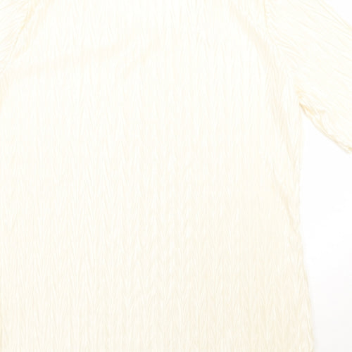 Preworn Womens Ivory   Basic T-Shirt Size 12