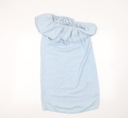 Front view of New Look women’s blue basic t-shirt, size UK 8