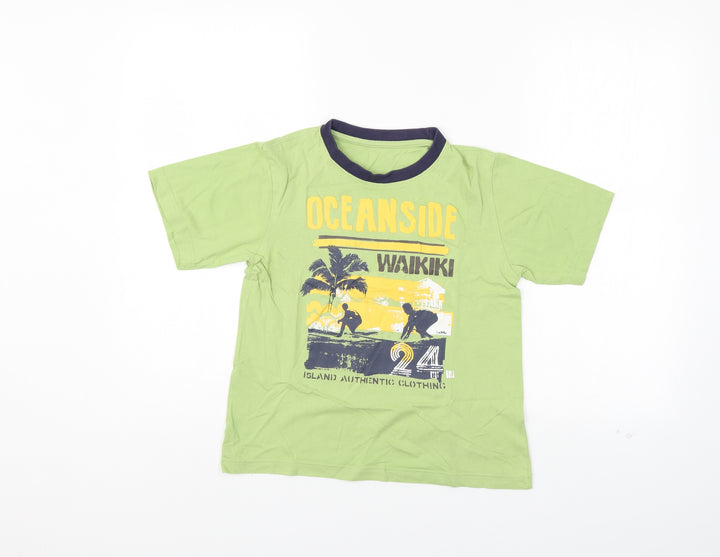 Preworn Boys Green   Basic T-Shirt Size 8-9 Years