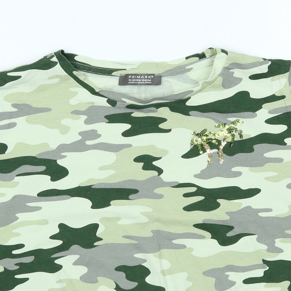 Primark Girls Green Camouflage  Basic T-Shirt Size 11-12 Years