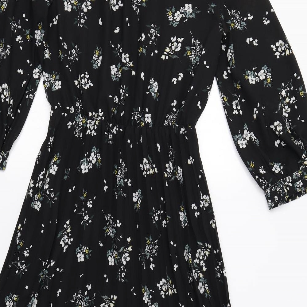 H&M Womens Black Floral  Fit & Flare  Size 8