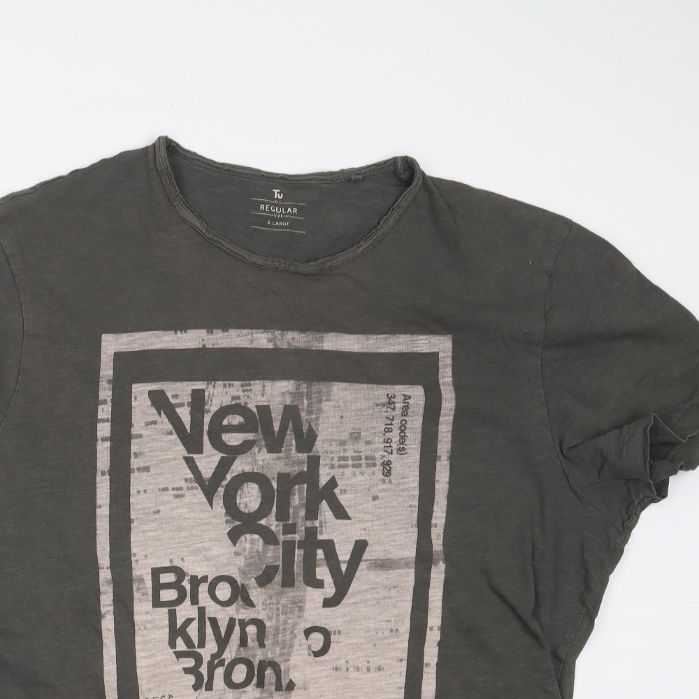 TU Mens Grey    T-Shirt Size XL
