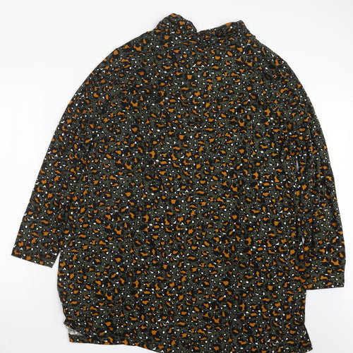 Joe Browns Womens Green Animal Print  Basic T-Shirt Size 26