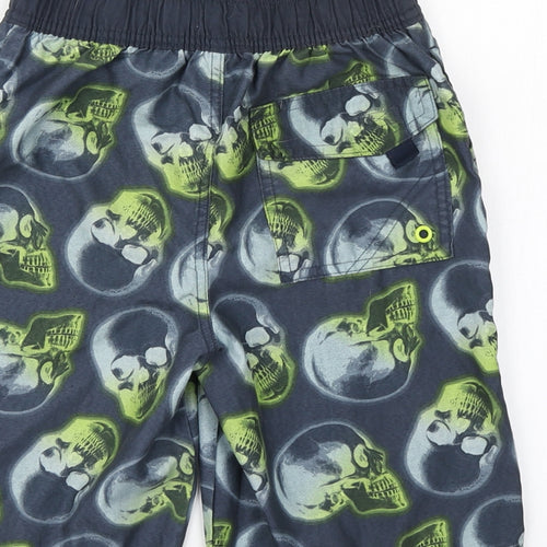 George Boys Blue   Cargo Shorts Size 8-9 Years - Skull Print