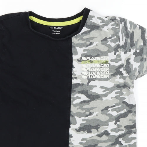 Primark Boys Multicoloured Camouflage  Basic T-Shirt Size 7-8 Years