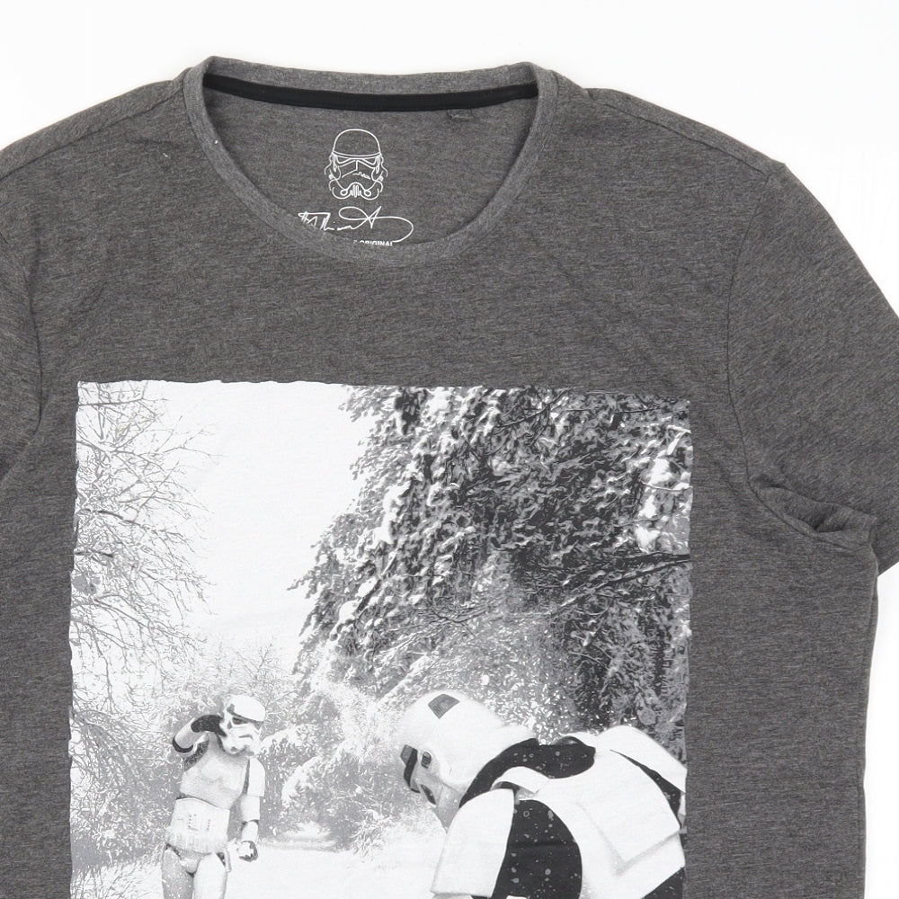 George Mens Grey    T-Shirt Size M  - Storm Troopers