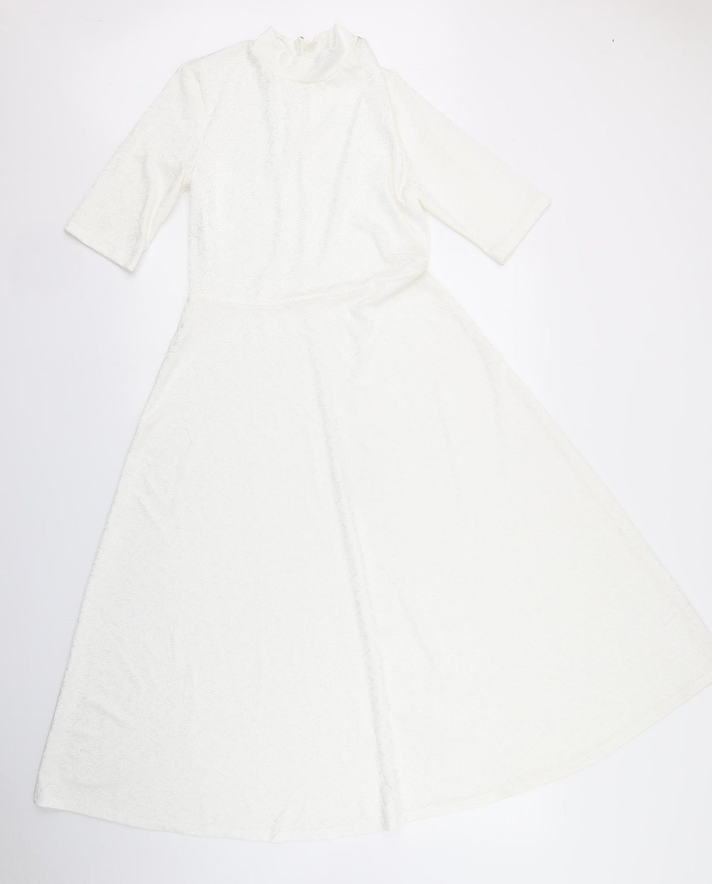 Your Sixth Sense Womens White   Fit & Flare  Size 8