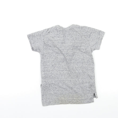 Primark Boys Grey   Basic T-Shirt Size 5-6 Years