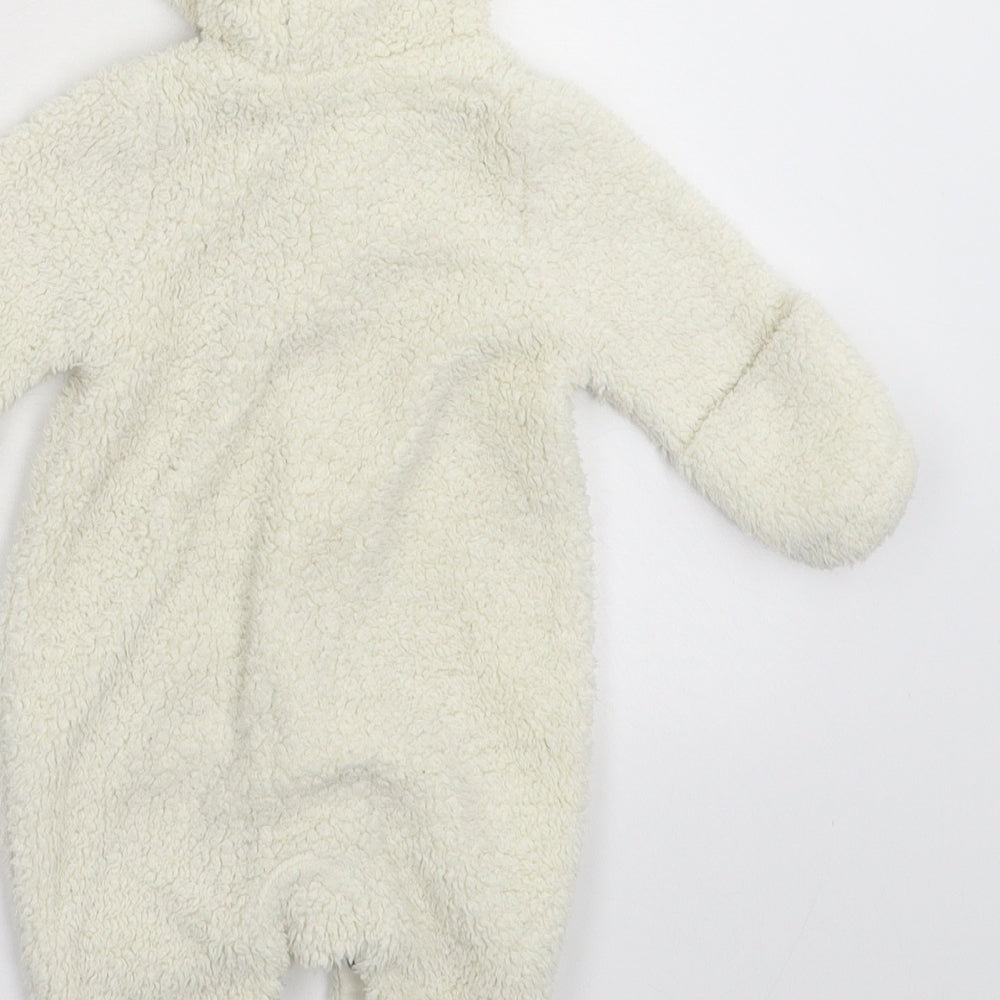 Gap Baby White   Coverall One-Piece Size 0-3 Months
