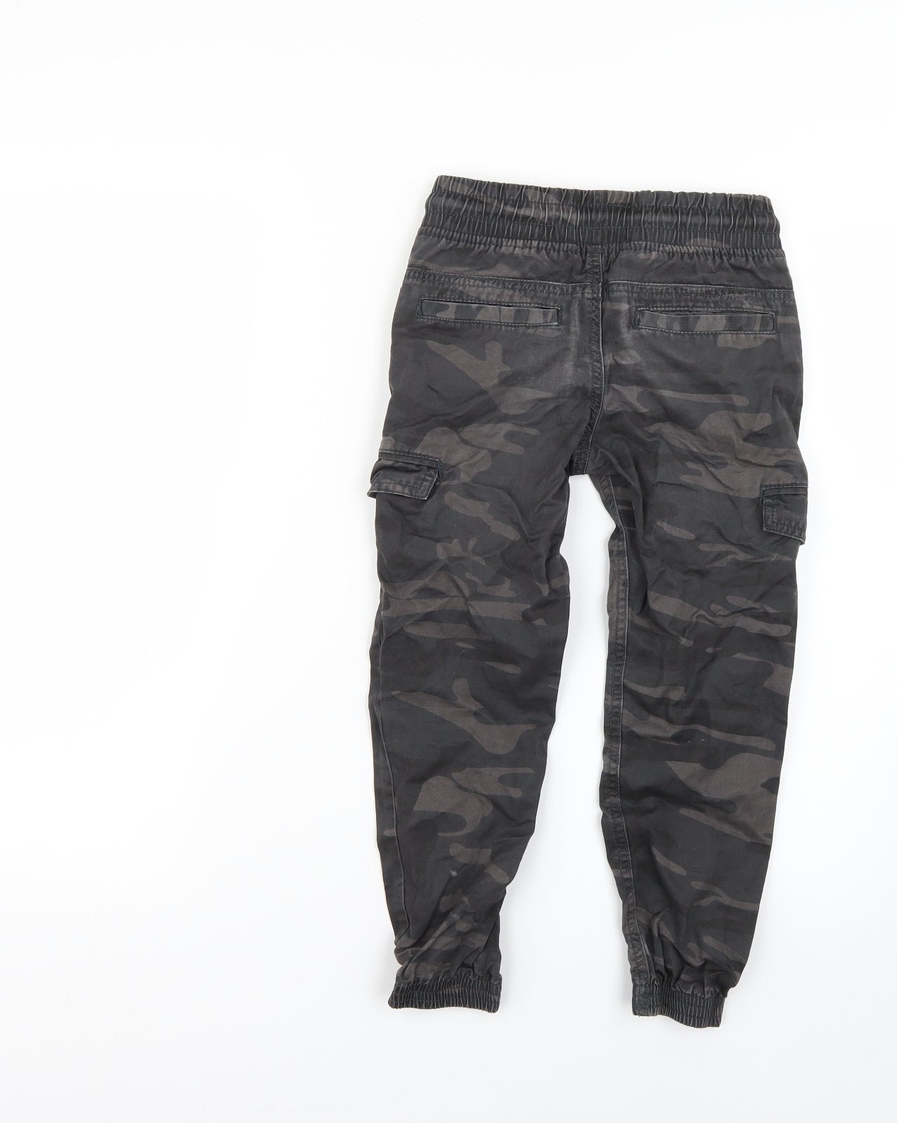 Primark Boys Green Camouflage  Jogger Trousers Size 6-7 Years