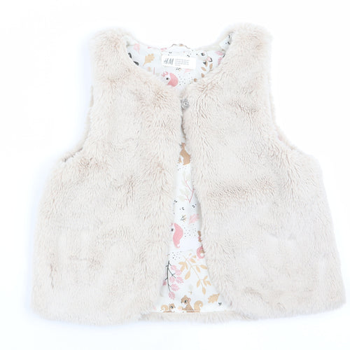 H&M Girls Beige   Gilet Waistcoat Size 7-8 Years  - Faux Fur texture