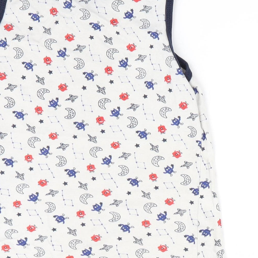 Primark Boys White   Basic Tank Size 6-7 Years  - Spacemen