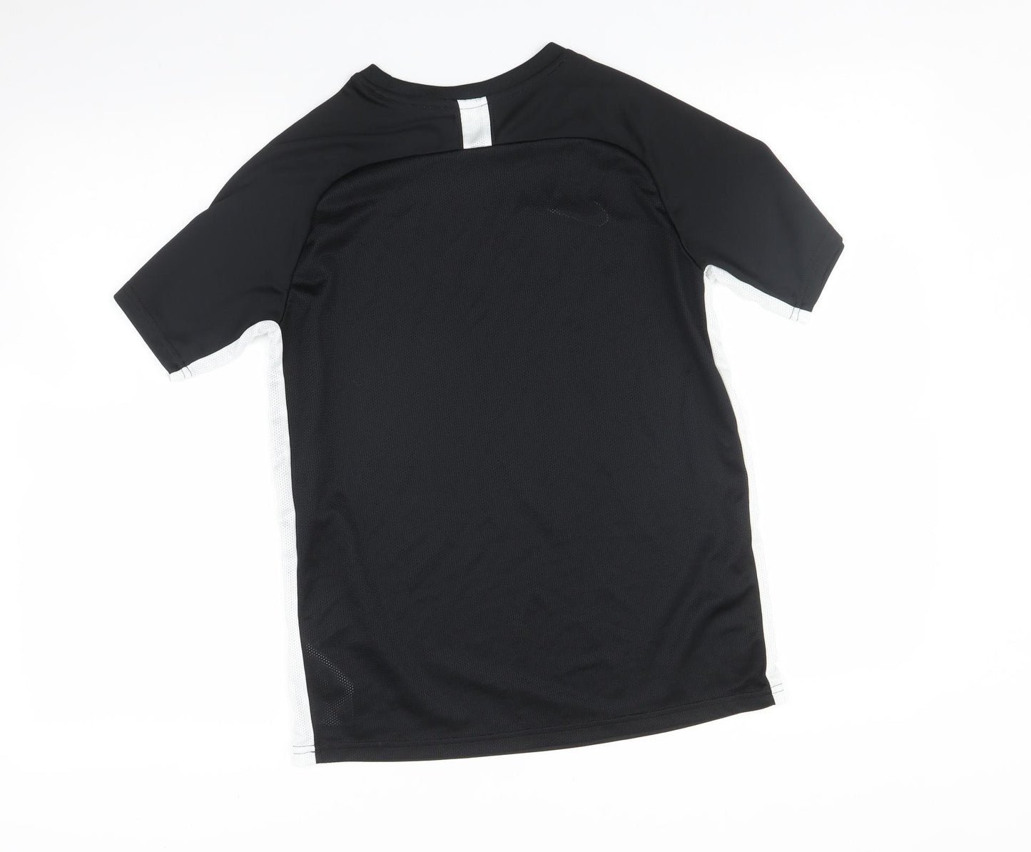 Nike Boys Black   Basic T-Shirt Size 13-14 Years