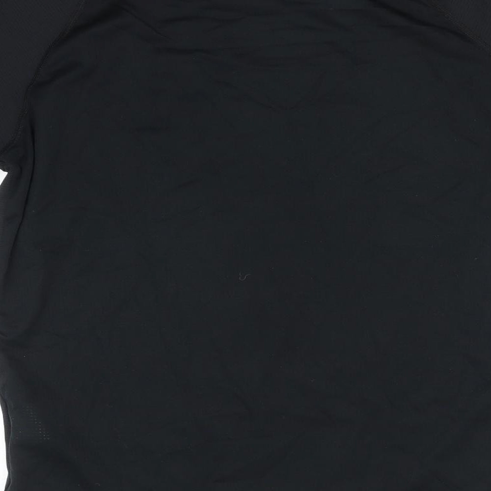Under armour Mens Black    T-Shirt Size M
