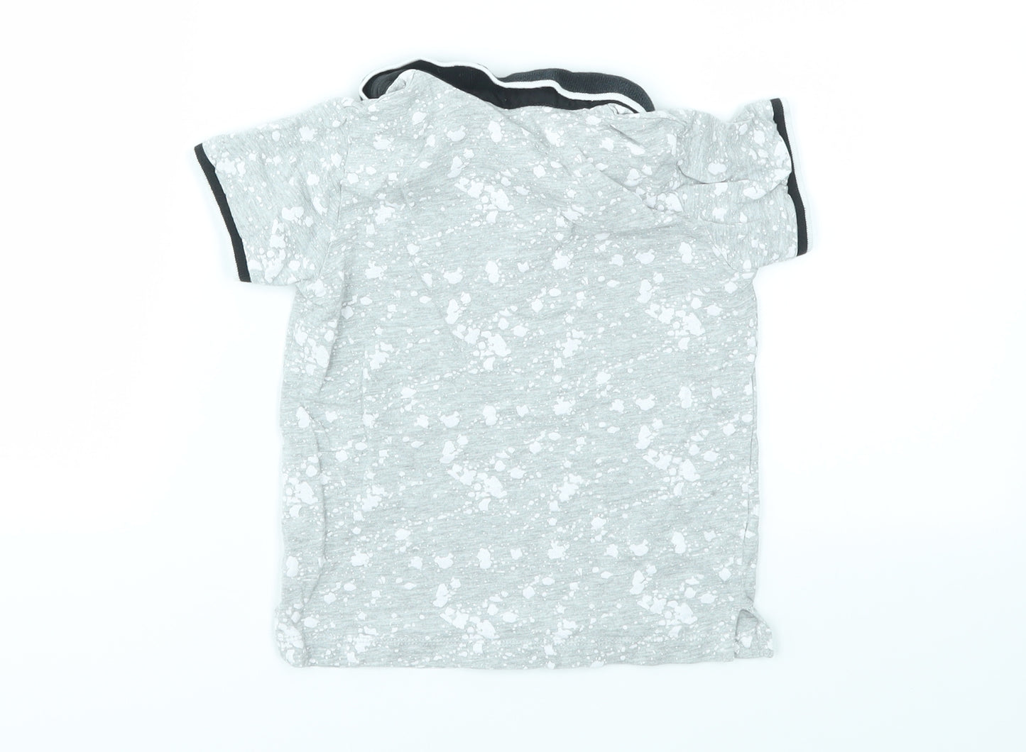 Matalan Boys Grey Geometric  Basic T-Shirt Size 5 Years