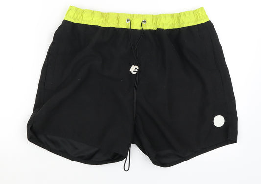 Native Youth Mens Black   Athletic Shorts Size 36 in