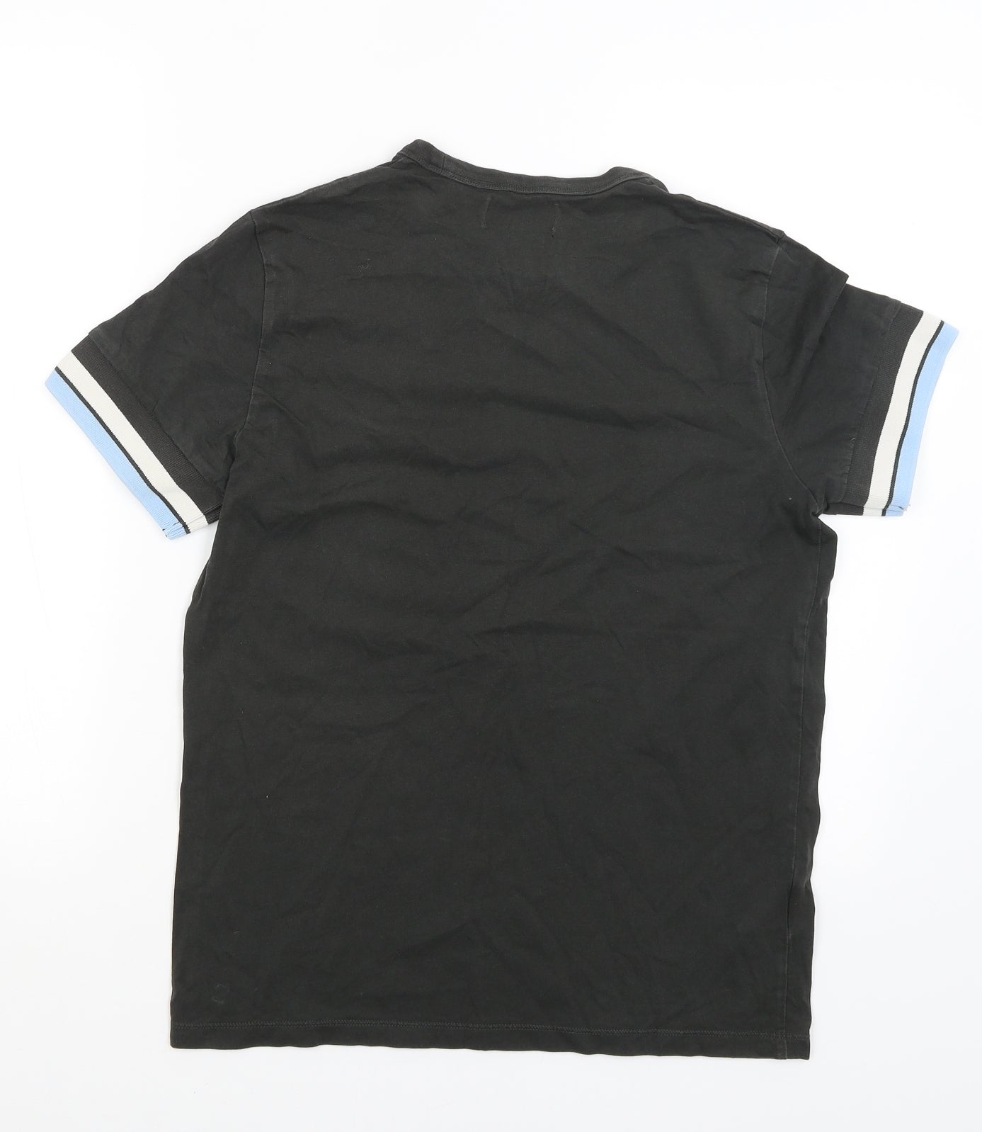 Fred Perry  Mens Grey    T-Shirt Size S
