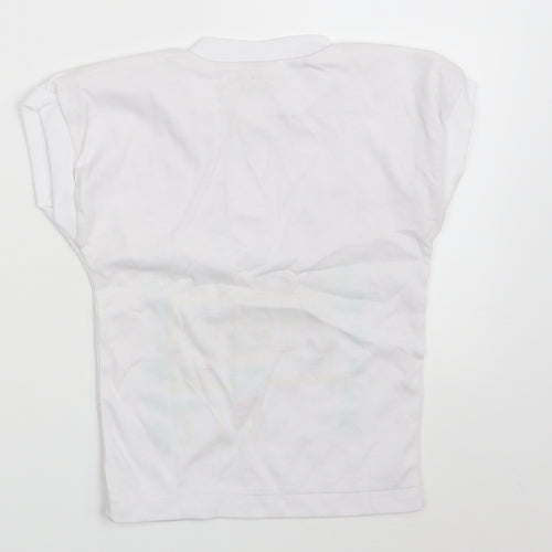 Preworn Boys White   Basic T-Shirt Size 4 Years