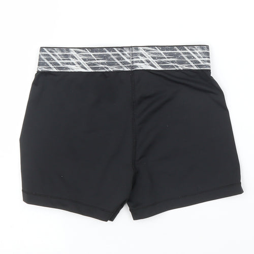 USA Pro Girls Black   Compression Shorts Size 9-10 Years