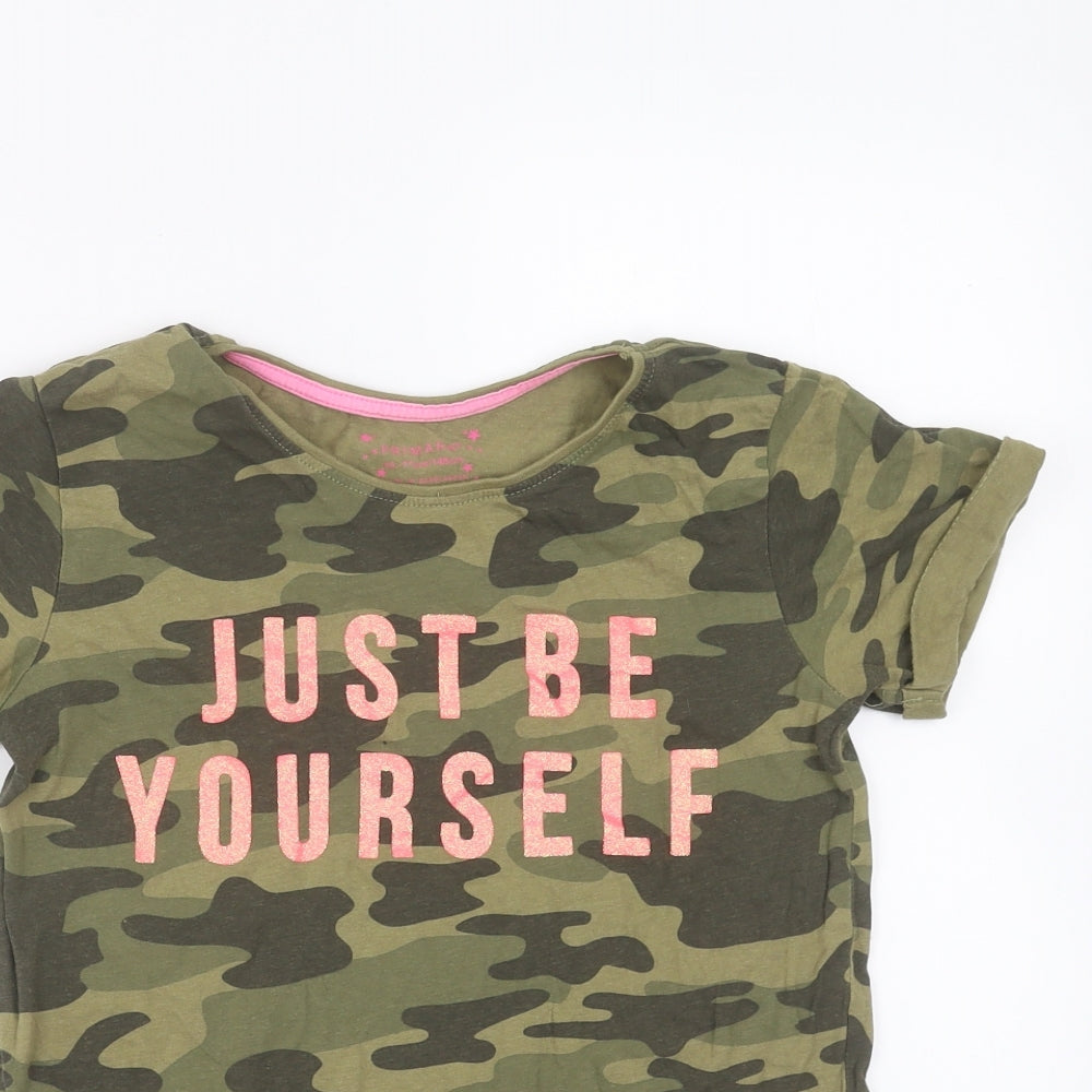 Primark Girls Green Camouflage  Basic T-Shirt Size 10-11 Years  - Be yourself