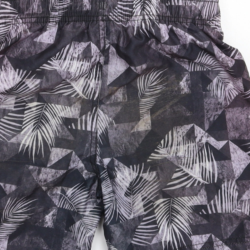 Nutmeg Boys Multicoloured   Bermuda Shorts Size 9-10 Years