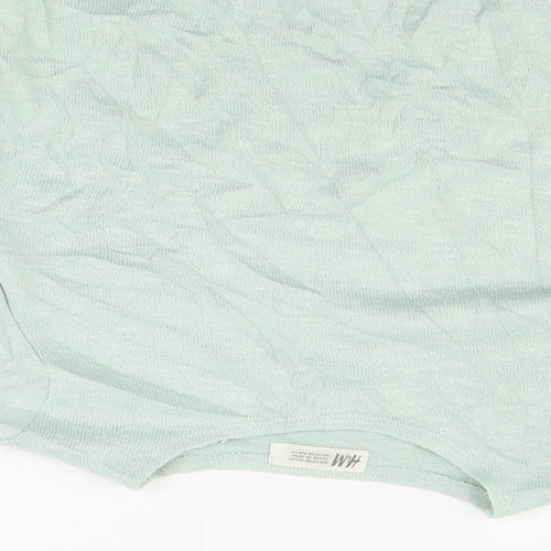 H&M Girls Gold   Pullover Jumper Size 7-8 Years