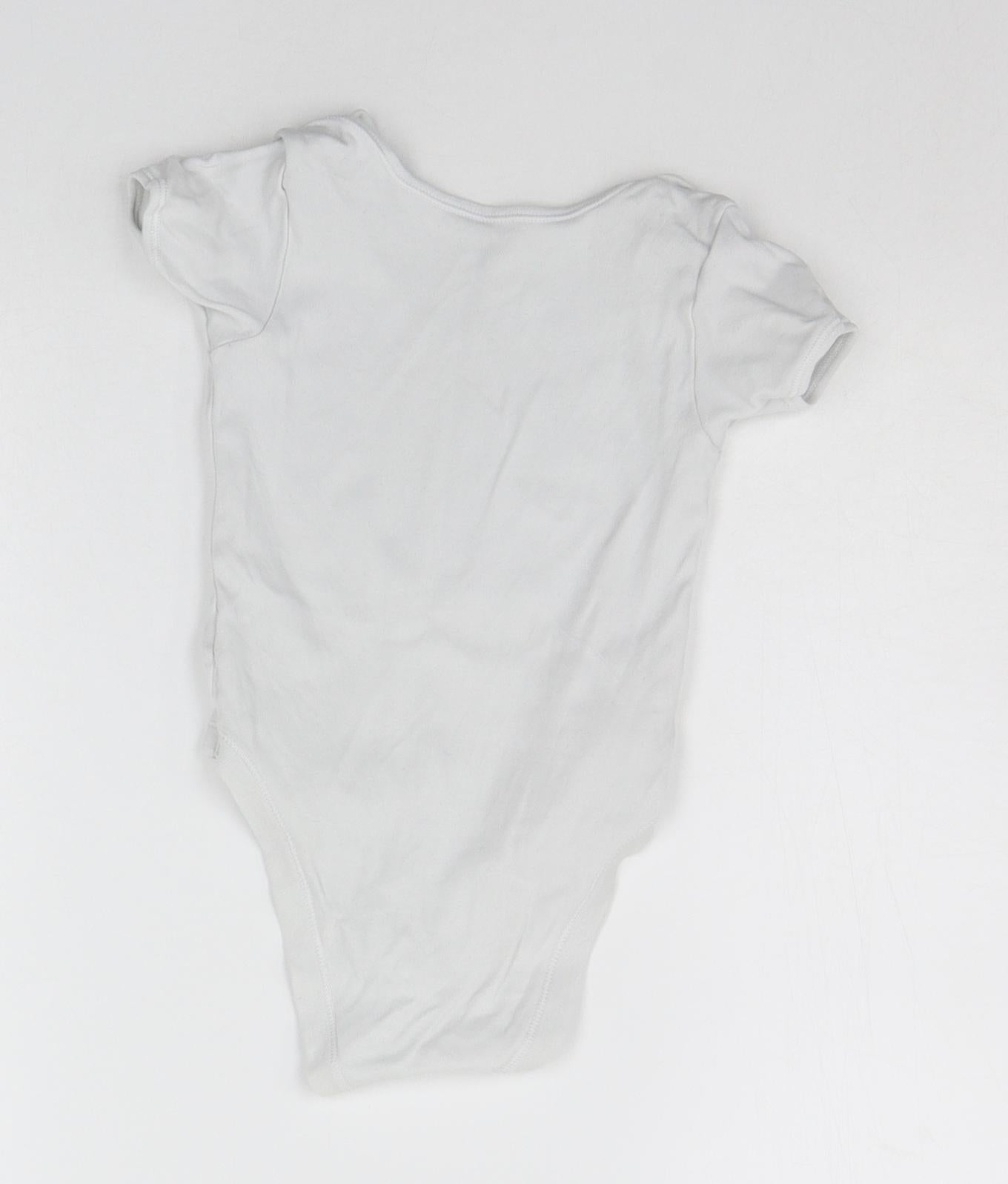 George Baby White   Babygrow One-Piece Size 18-24 Months