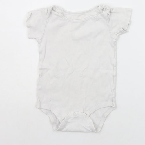 TU Baby White   Babygrow One-Piece Size 18-24 Months