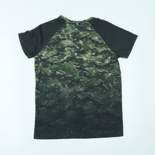 Primark Boys Green Camouflage  Basic T-Shirt Size 13-14 Years