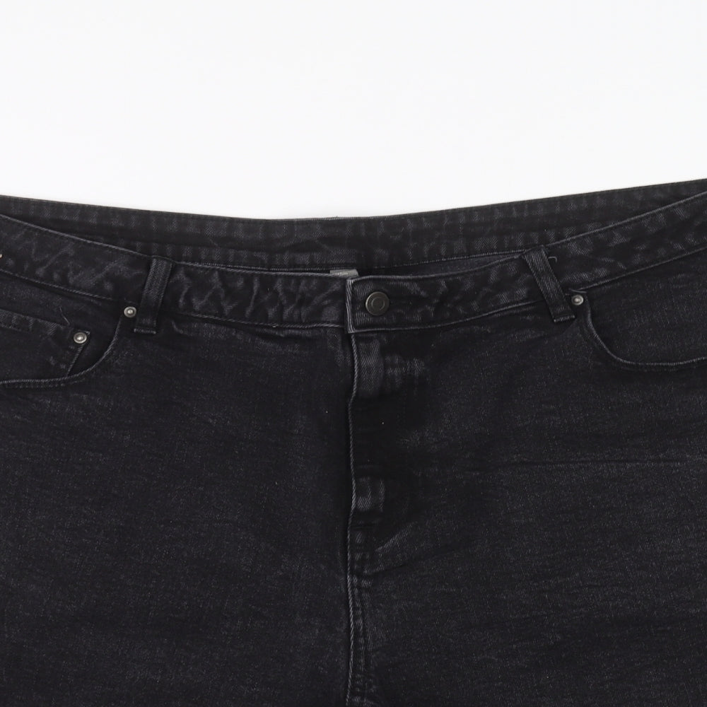 Preworn Mens Black   Bermuda Shorts Size 46 in