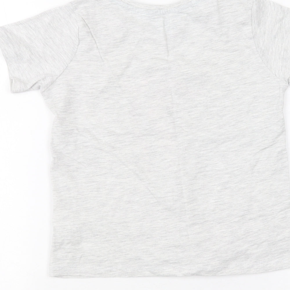 Primark Girls Grey   Basic T-Shirt Size 5-6 Years