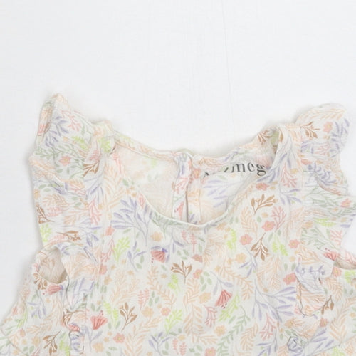 Nutmeg Girls White Floral  Basic T-Shirt Size 6-9 Months